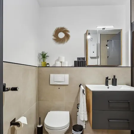 Boho-nest Komfort Und Stil Mit Terrasse, Parkplatz Und Wifi * Зиген