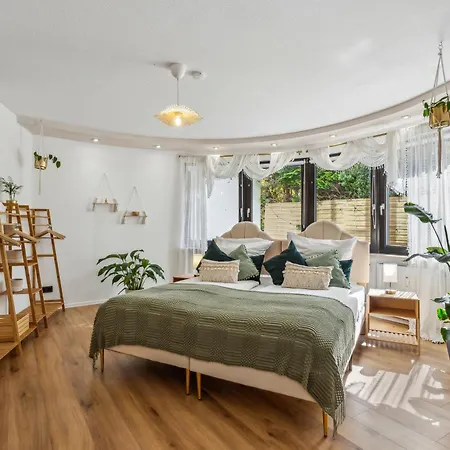 Boho-nest Komfort Und Stil Mit Terrasse, Parkplatz Und Wifi Апартаменты *