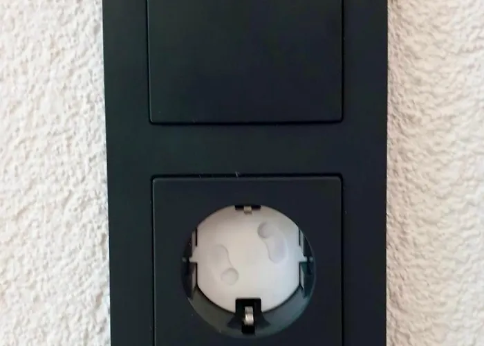 Boho-nest Komfort Und Stil Mit Terrasse, Parkplatz Und Wifi Lägenhet